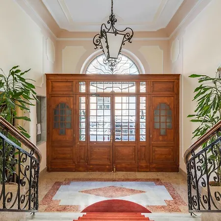 Gruber Elegant Apartment
